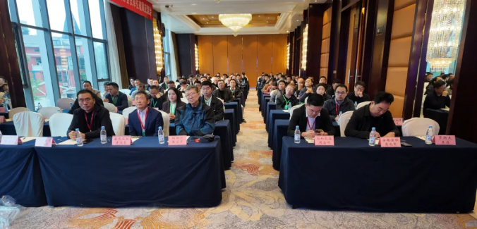 ee5d3ac7-a61c-4a21-9093-3365e51ff815